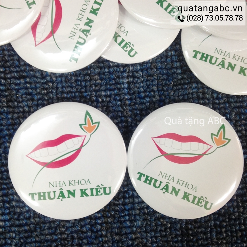 INLOGO in huy hiệu cho nha khoa Thuận Kiều